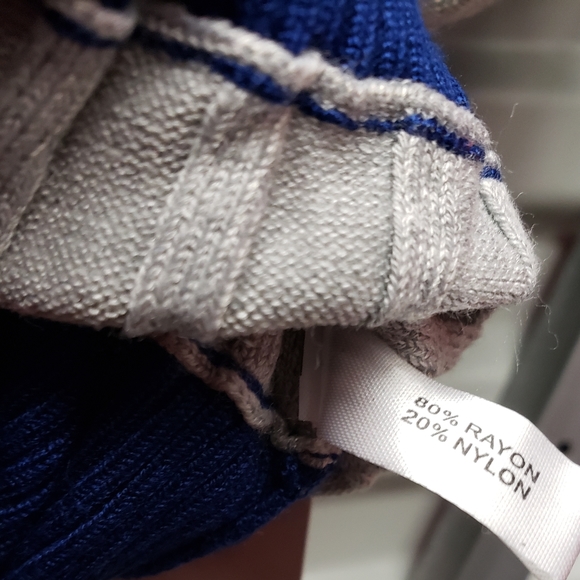 Top - Picture 4 of 4